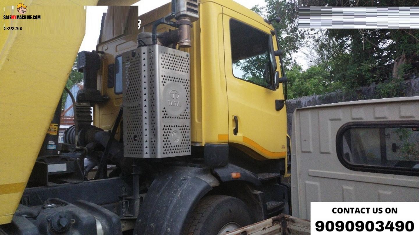 TATA PRIMA 2825 K 10 WH HYVA